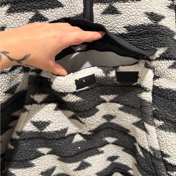 Fuzzy moth face with kangaroo pouch - Picture 2 of 3